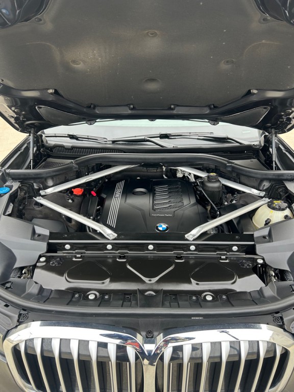 2019 BMW X7 Image 24