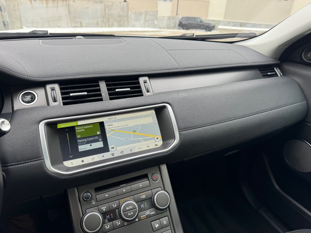 2018 Land Rover Range Rover Evoque Image 15