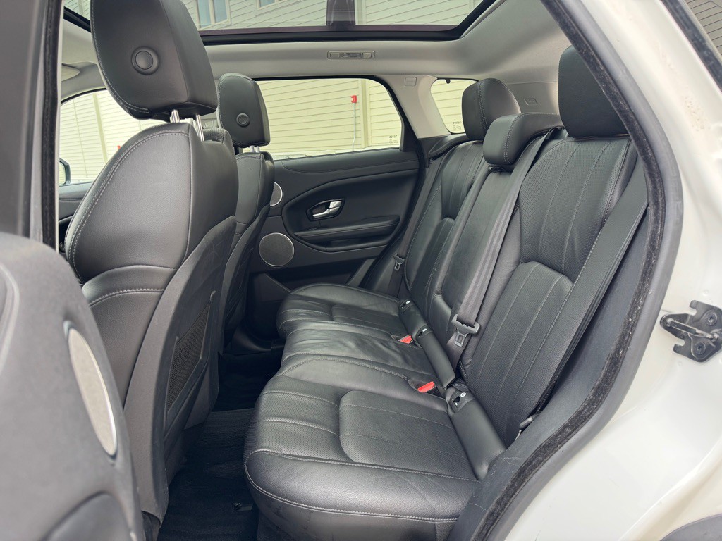 2018 Land Rover Range Rover Evoque Image 19