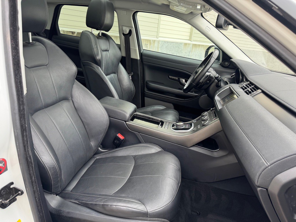 2018 Land Rover Range Rover Evoque Image 26