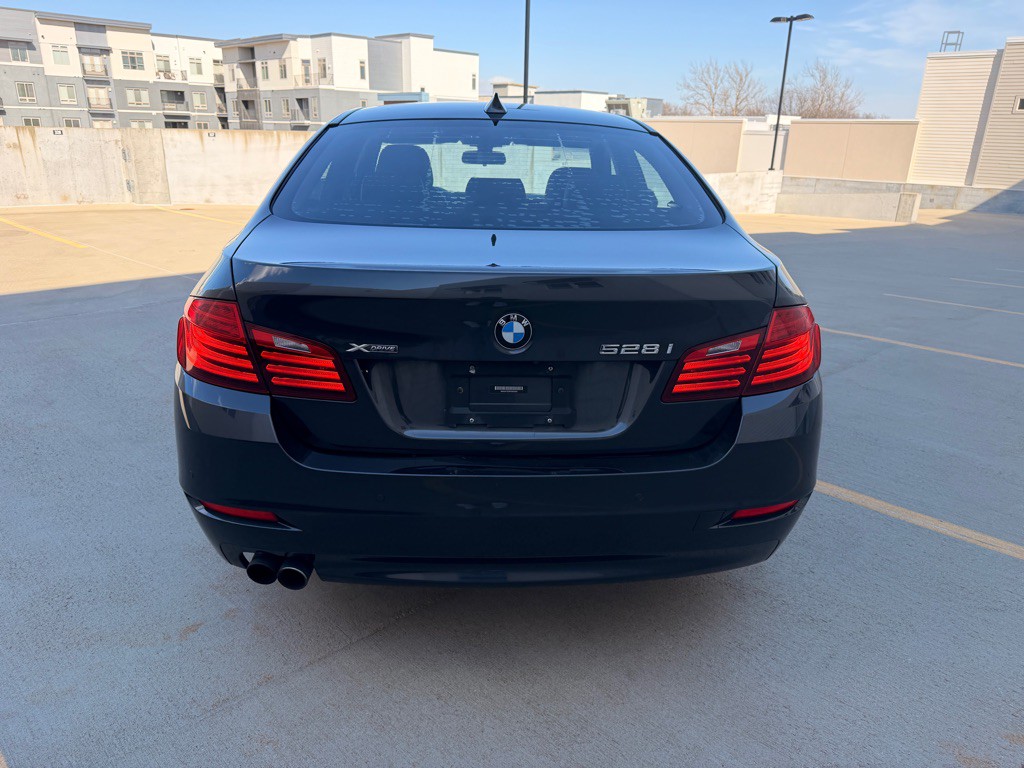 2015 BMW 5 Series Image 4