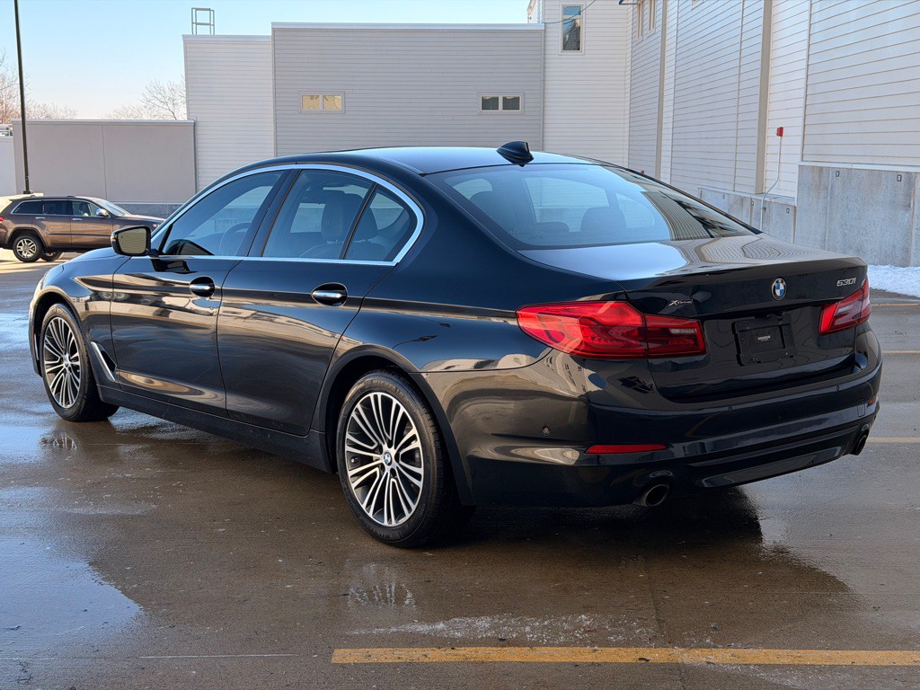 2017 BMW 5 Series Image 5