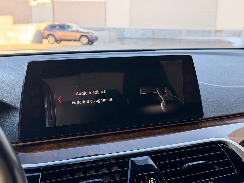 2017 BMW 5 Series Image 17