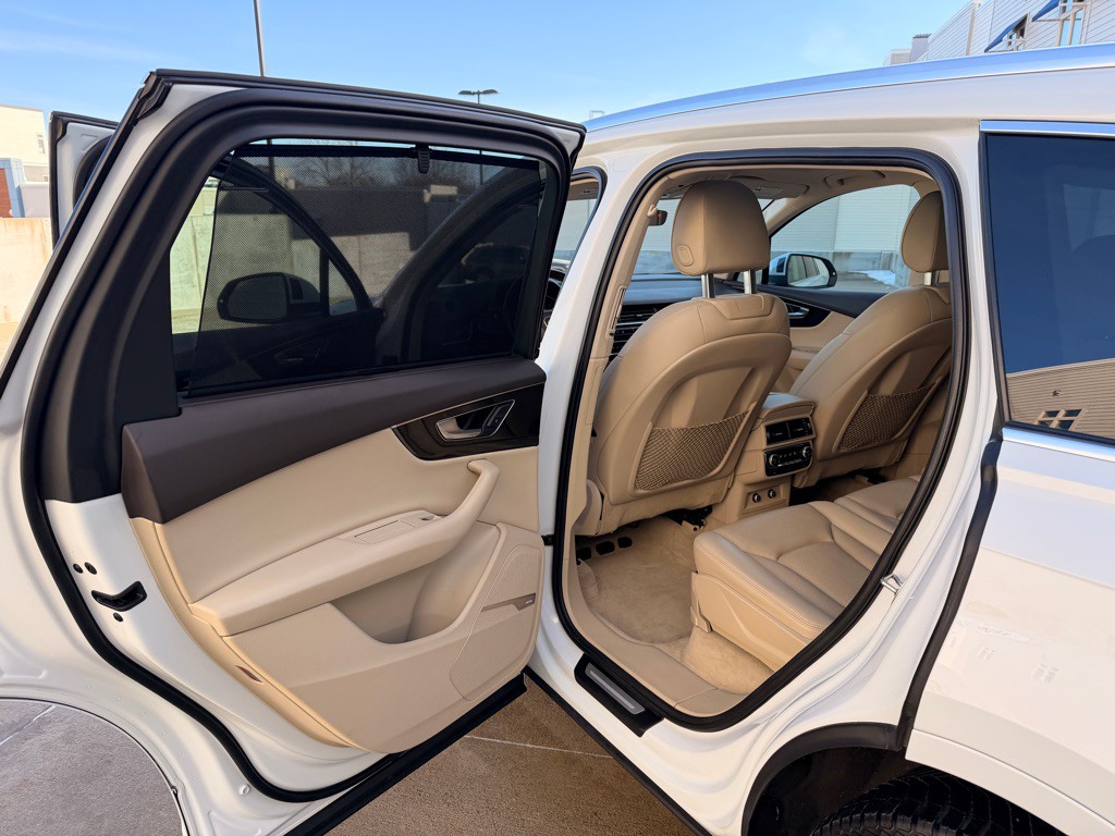 2019 Audi Q7 Image 17