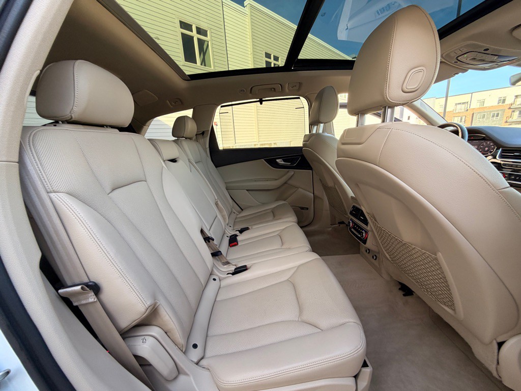2019 Audi Q7 Image 21