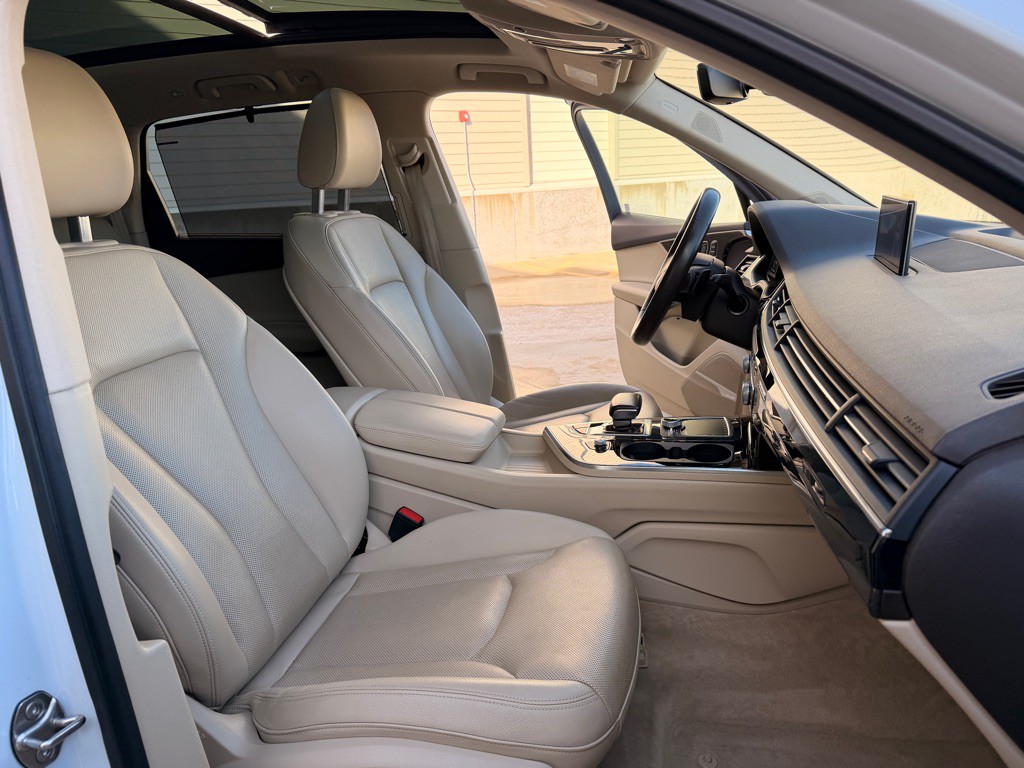 2019 Audi Q7 Image 24