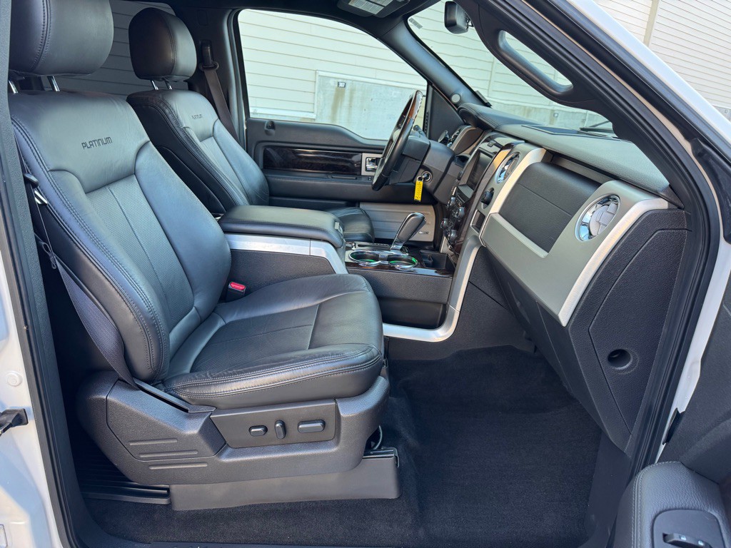 2014 Ford F-150 Image 32