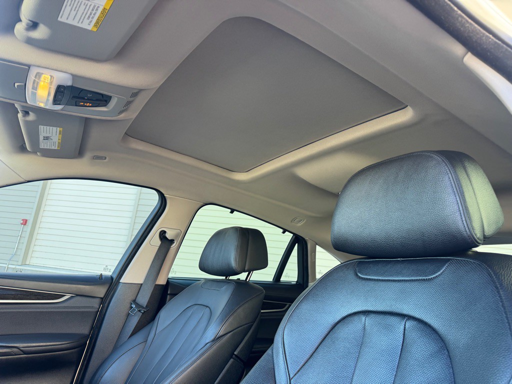 2015 BMW X6 Image 15