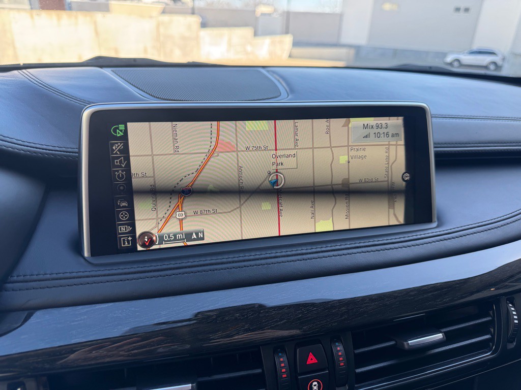 2015 BMW X6 Image 19