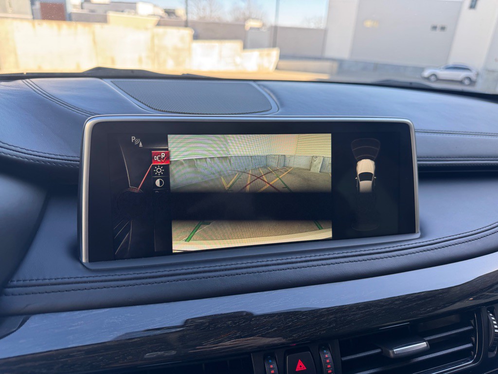 2015 BMW X6 Image 20