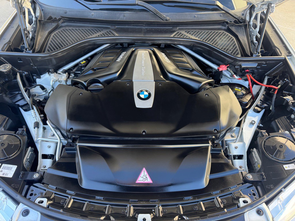 2015 BMW X6 Image 31
