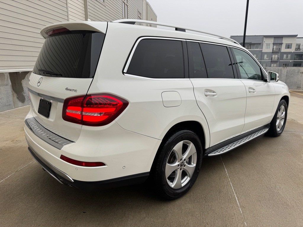 2017 Mercedes-Benz GLS-Class Image 3