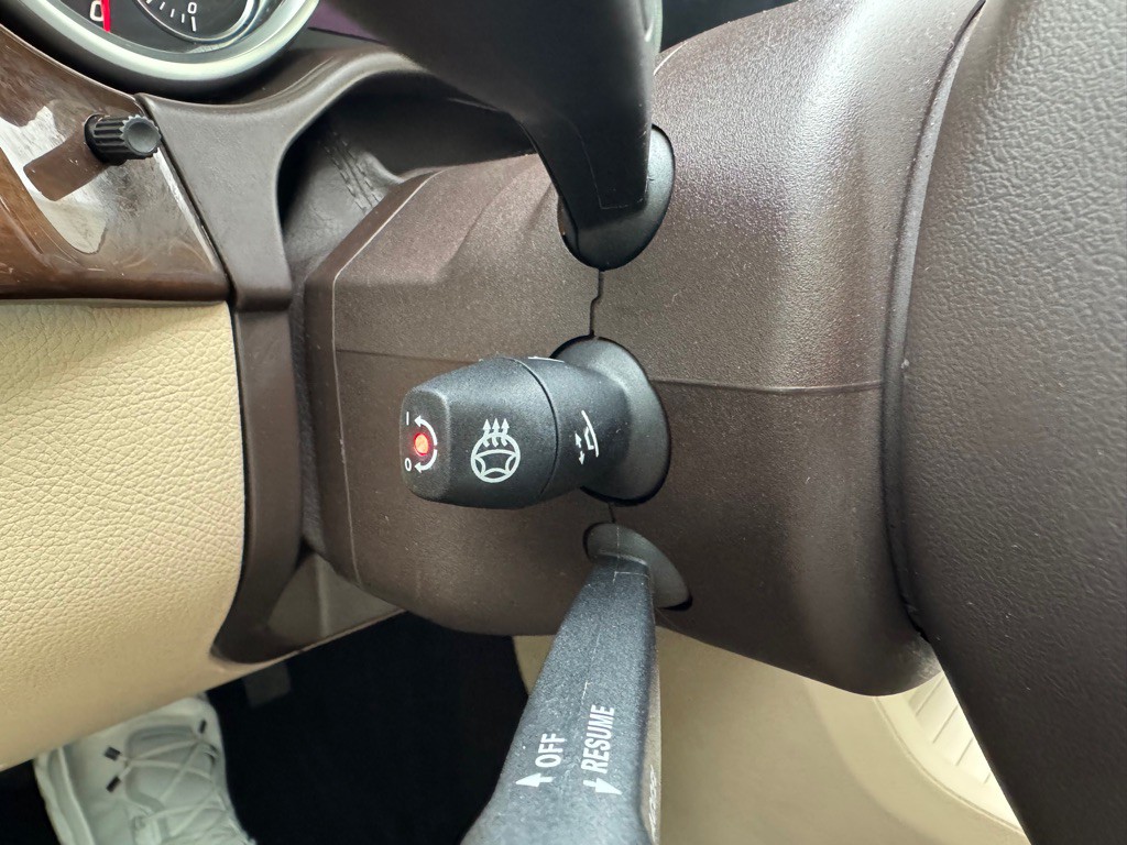 2017 Mercedes-Benz GLS-Class Image 21