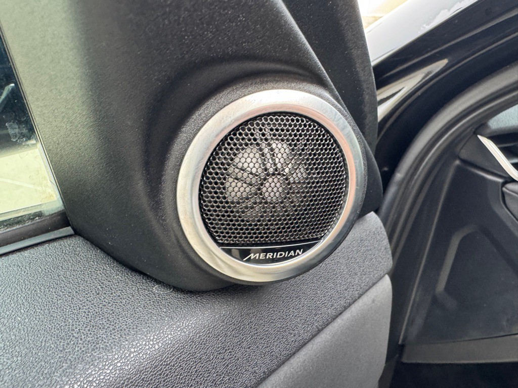 2020 Land Rover Range Rover Evoque Image 11