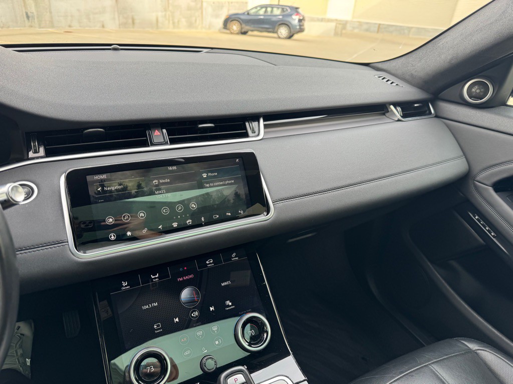 2020 Land Rover Range Rover Evoque Image 17