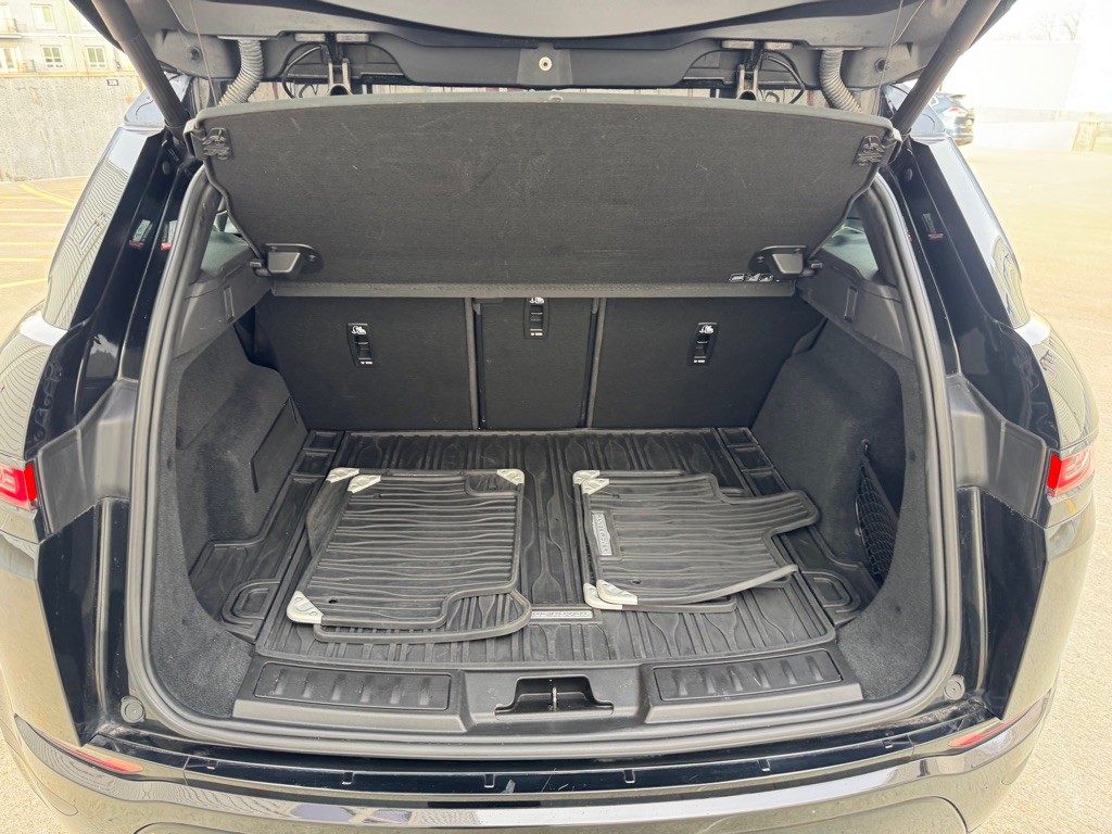 2020 Land Rover Range Rover Evoque Image 25