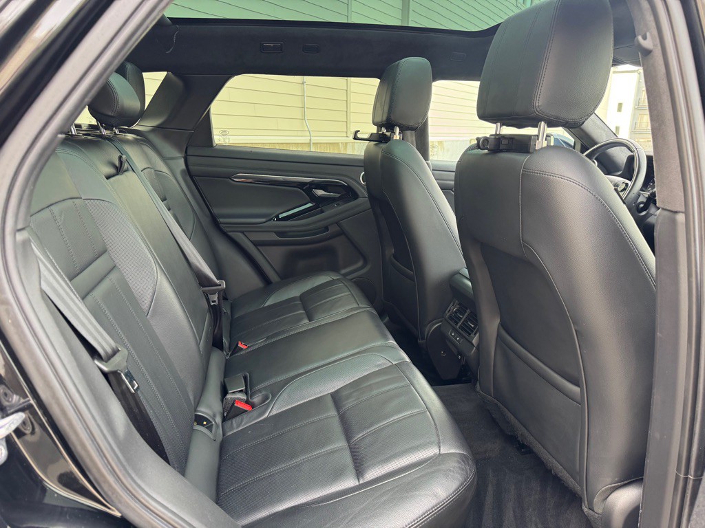 2020 Land Rover Range Rover Evoque Image 28