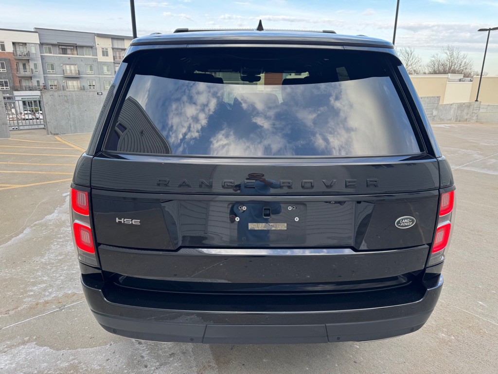 2018 Land Rover Range Rover Image 4