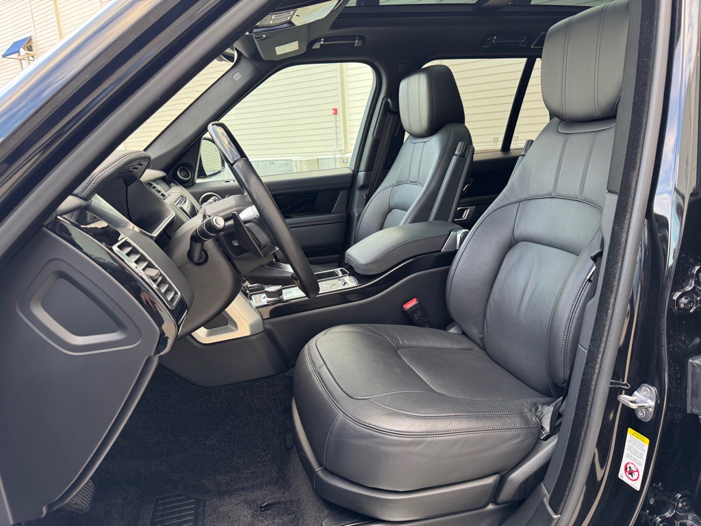 2018 Land Rover Range Rover Image 13