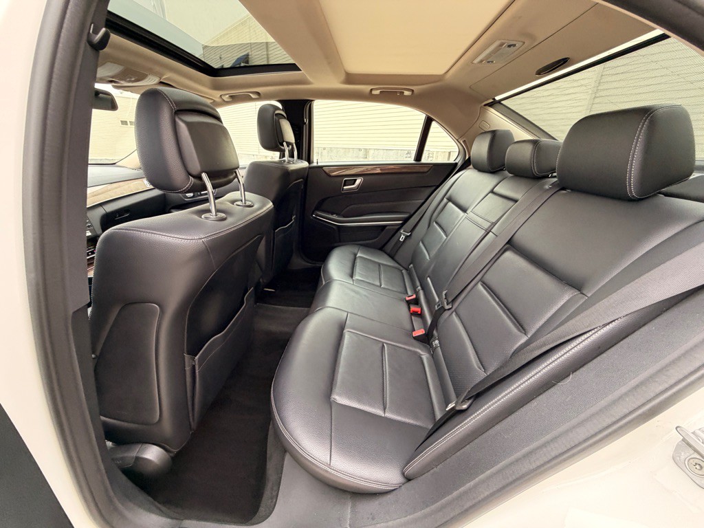 2014 Mercedes-Benz E-Class Image 16