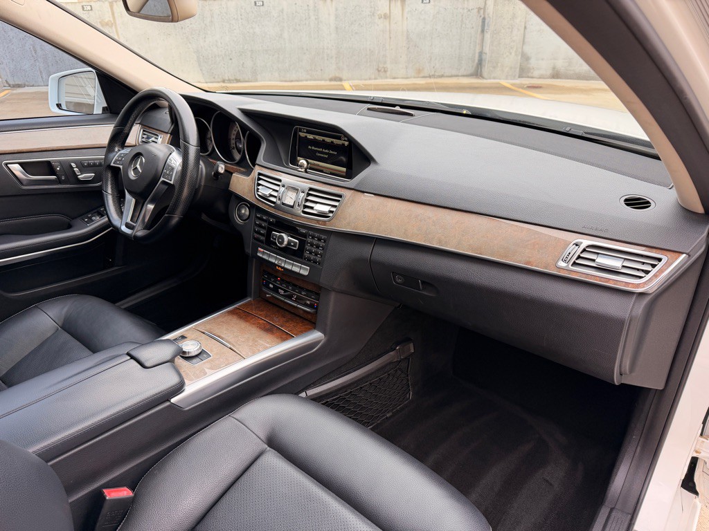 2014 Mercedes-Benz E-Class Image 21