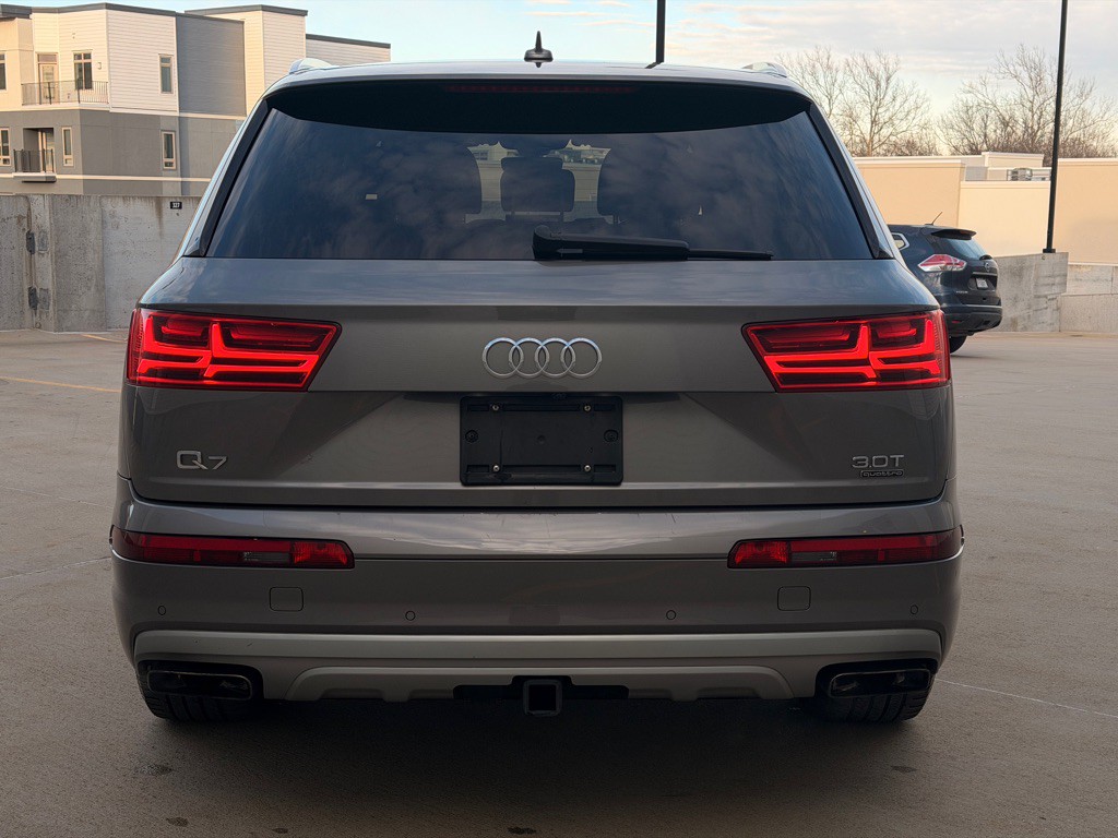 2017 Audi Q7 Image 6