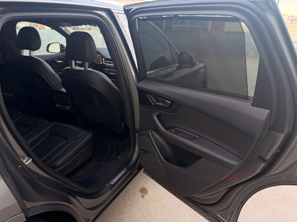 2017 Audi Q7 Image 24