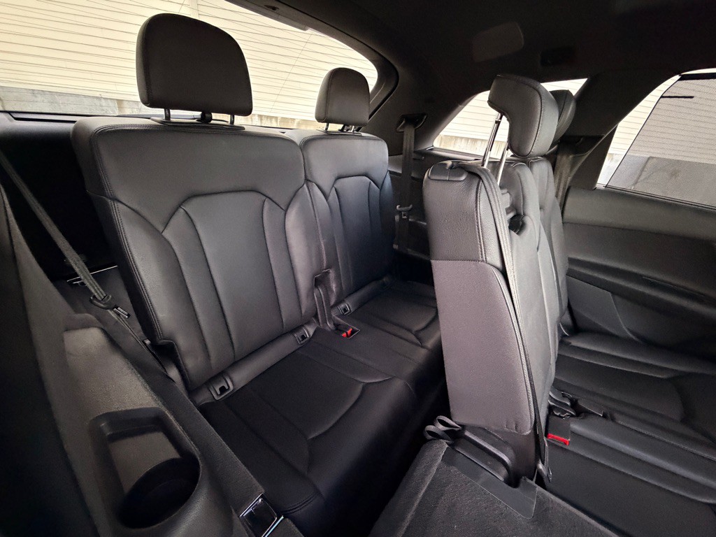 2017 Audi Q7 Image 26