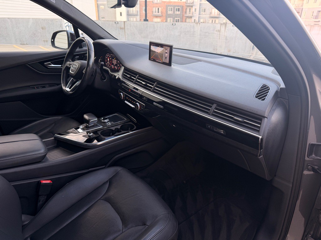 2017 Audi Q7 Image 28