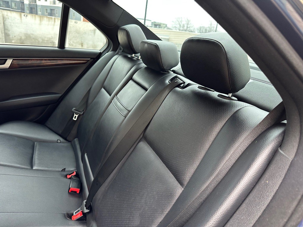 2013 Mercedes-Benz C-Class Image 20