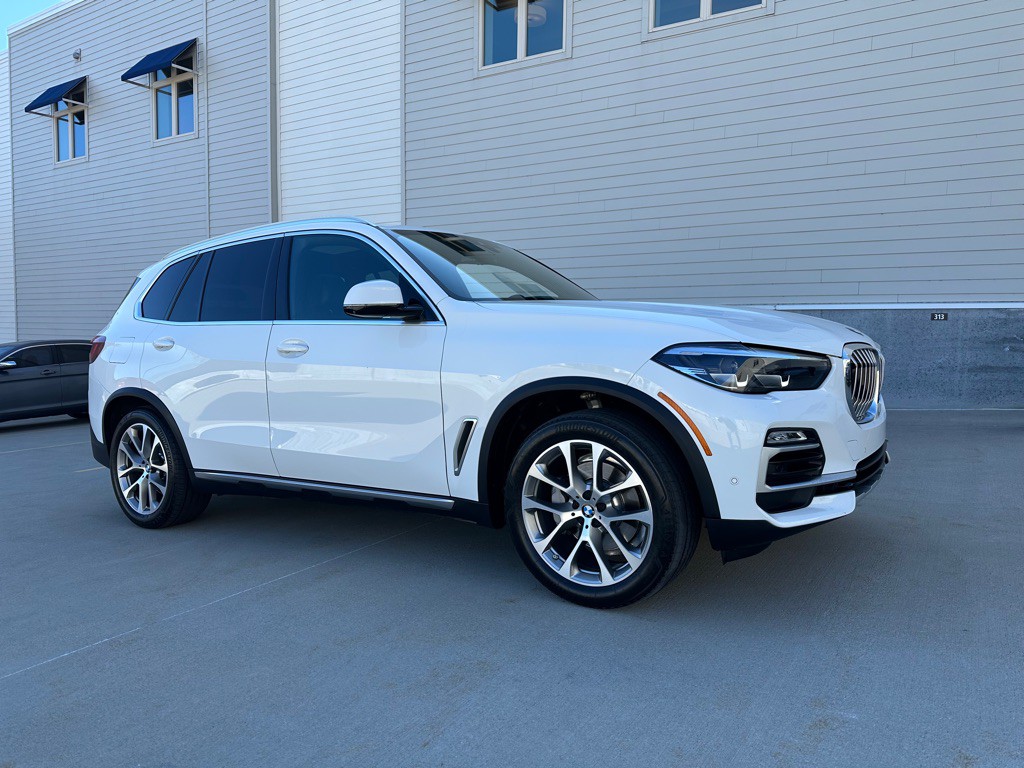 2021 BMW X5 Image 1
