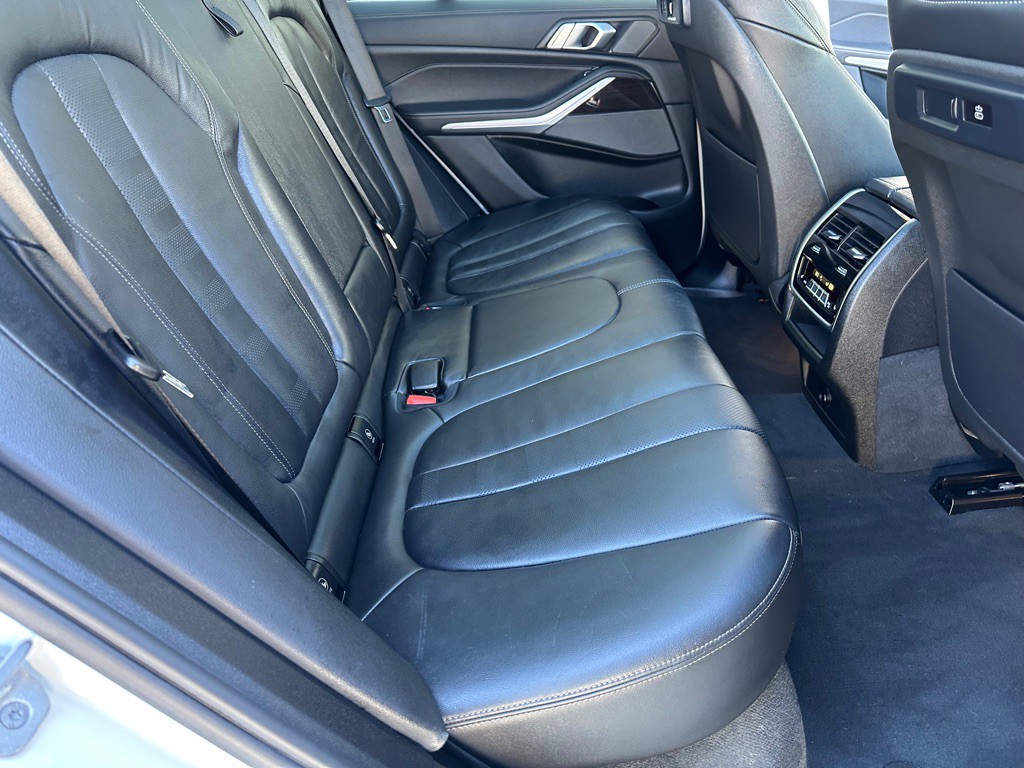 2021 BMW X5 Image 21