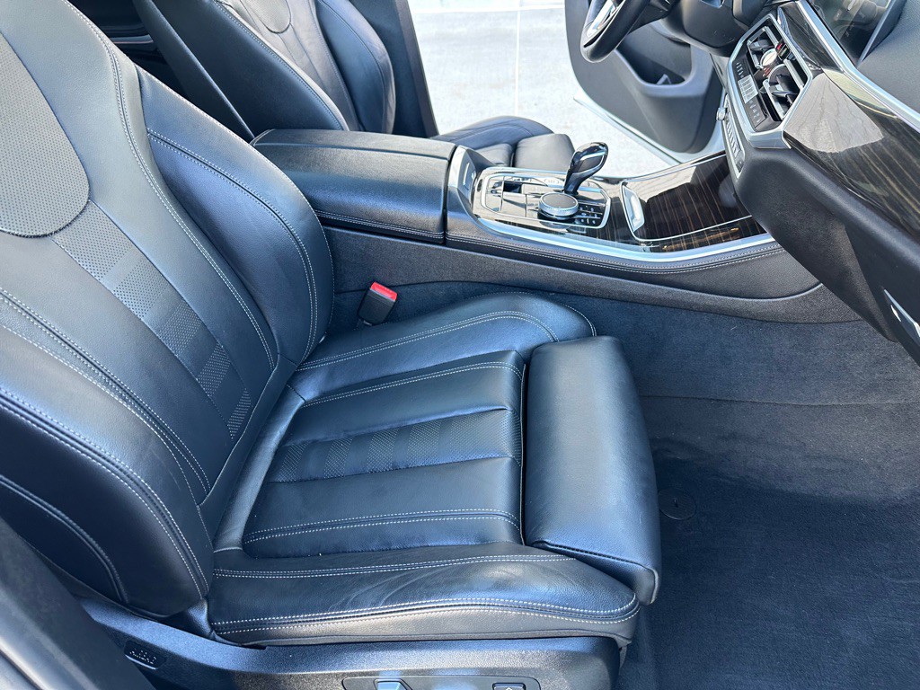 2021 BMW X5 Image 25