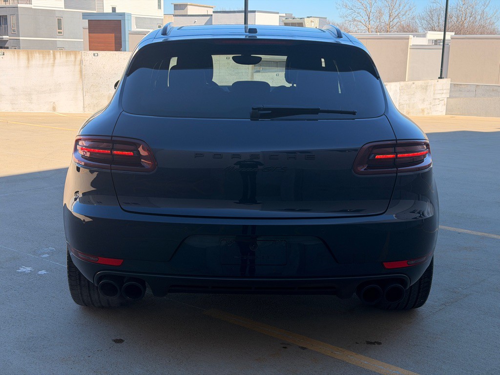 2017 Porsche Macan Image 4