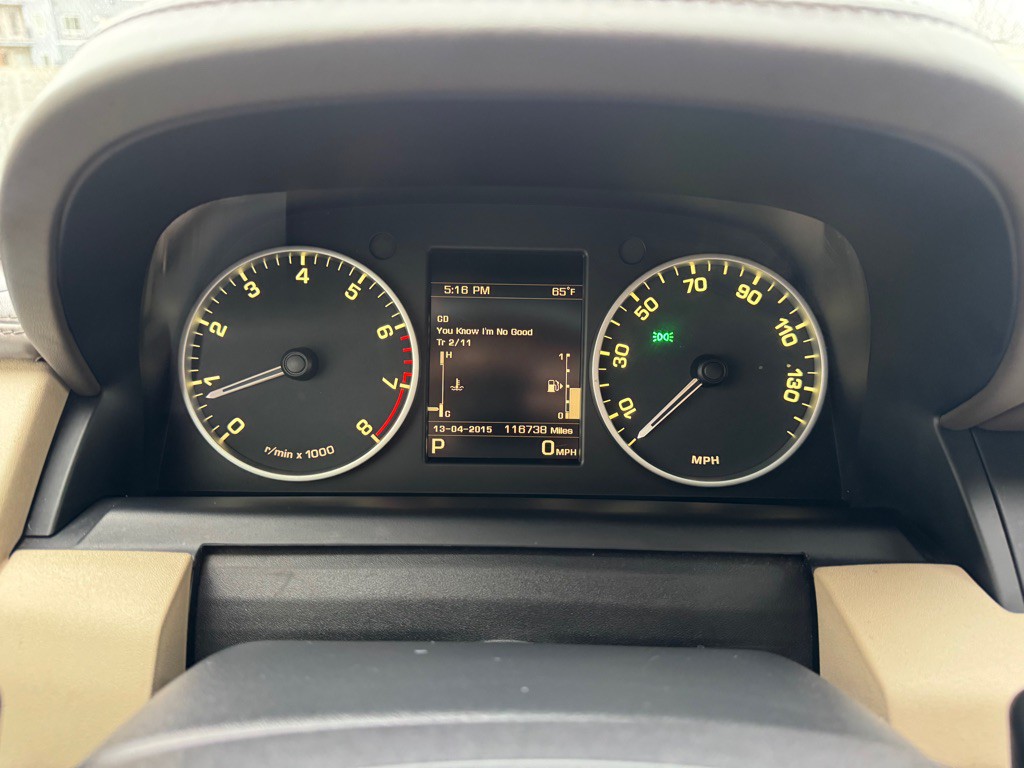 2015 Land Rover LR4 Image 15