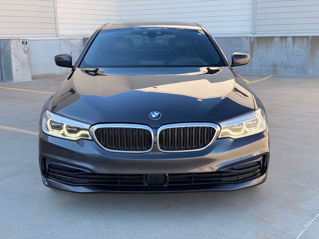 2019 BMW 5 Series Image 8
