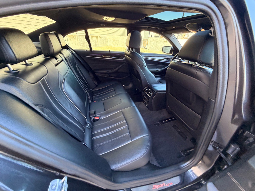 2019 BMW 5 Series Image 20