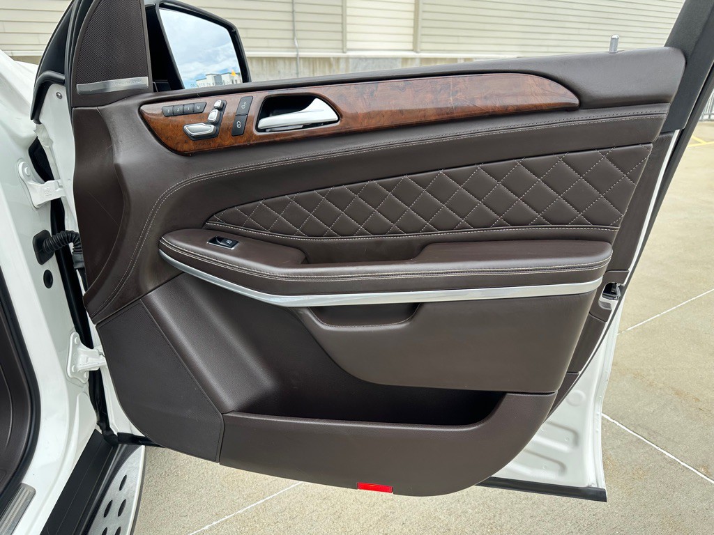 2019 Mercedes-Benz GLS-Class Image 26