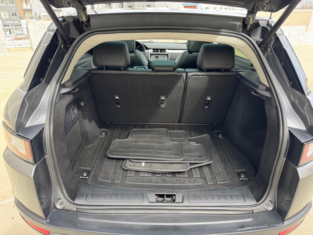 2017 Land Rover Range Rover Evoque Image 24