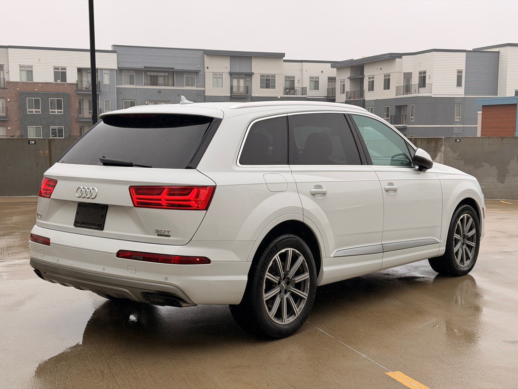 2018 Audi Q7 Image 3