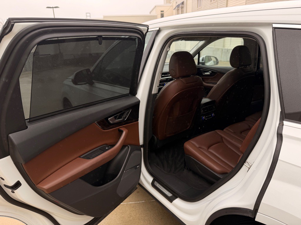 2018 Audi Q7 Image 17