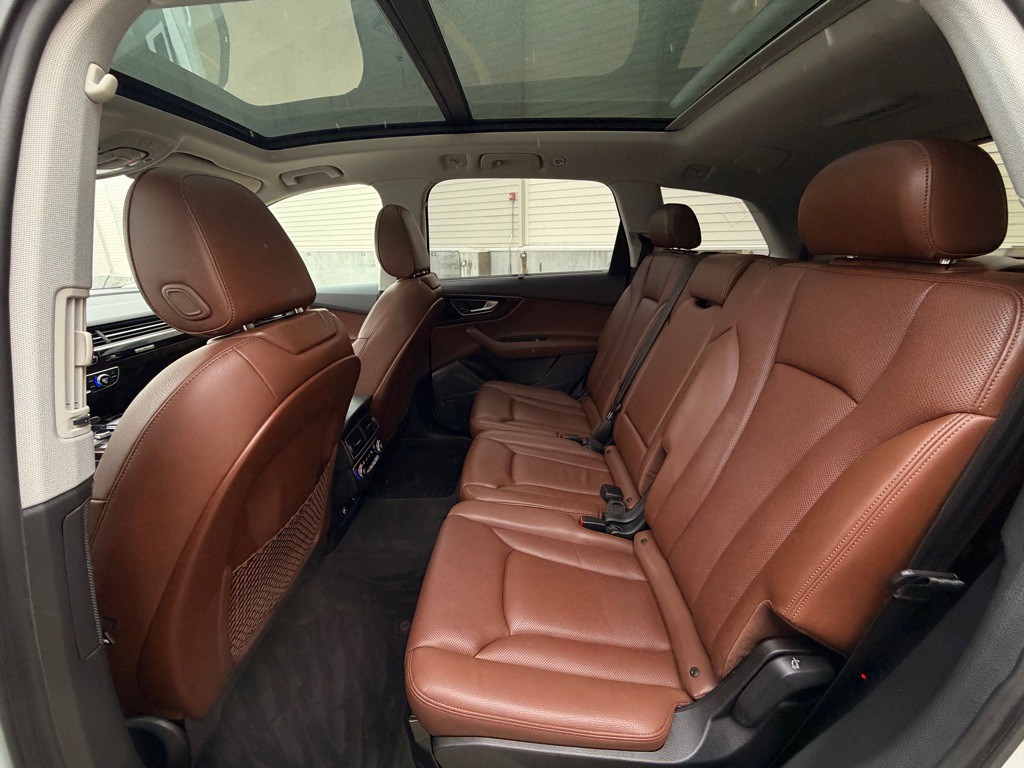 2018 Audi Q7 Image 18