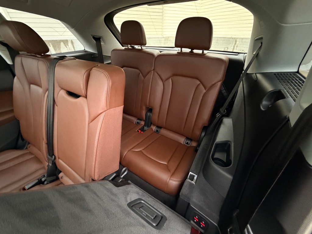 2018 Audi Q7 Image 19