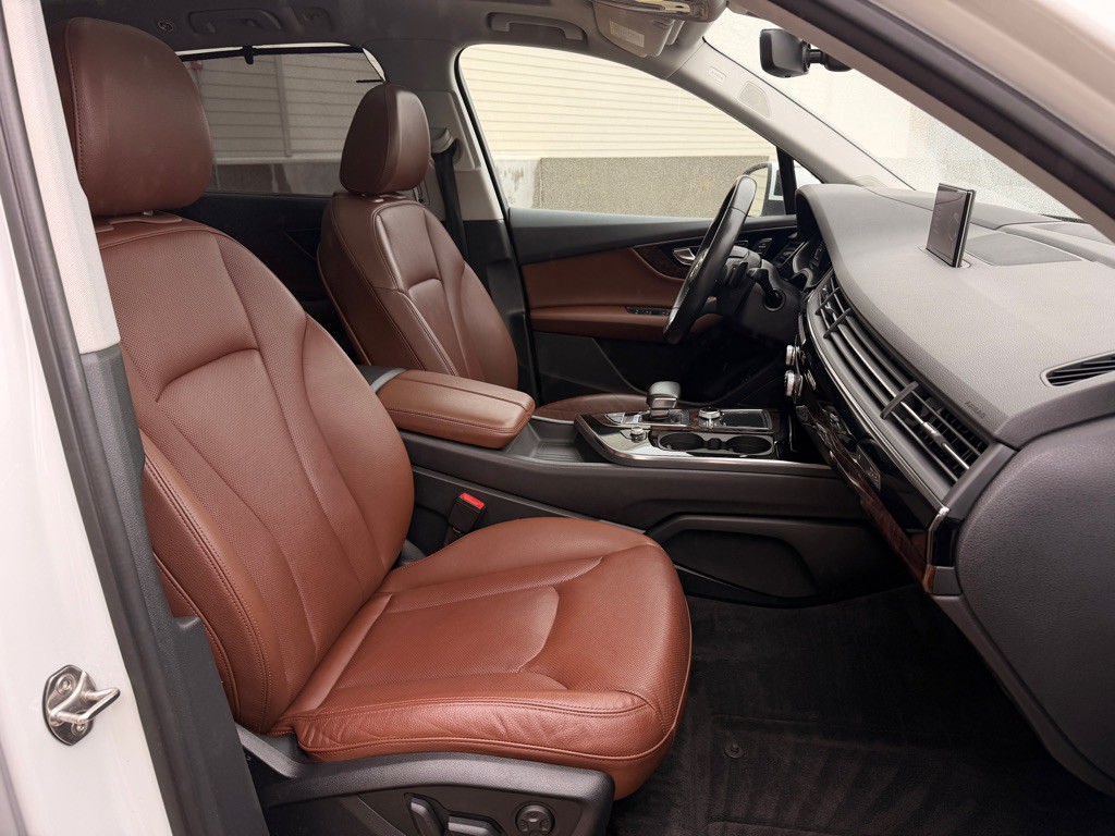 2018 Audi Q7 Image 26