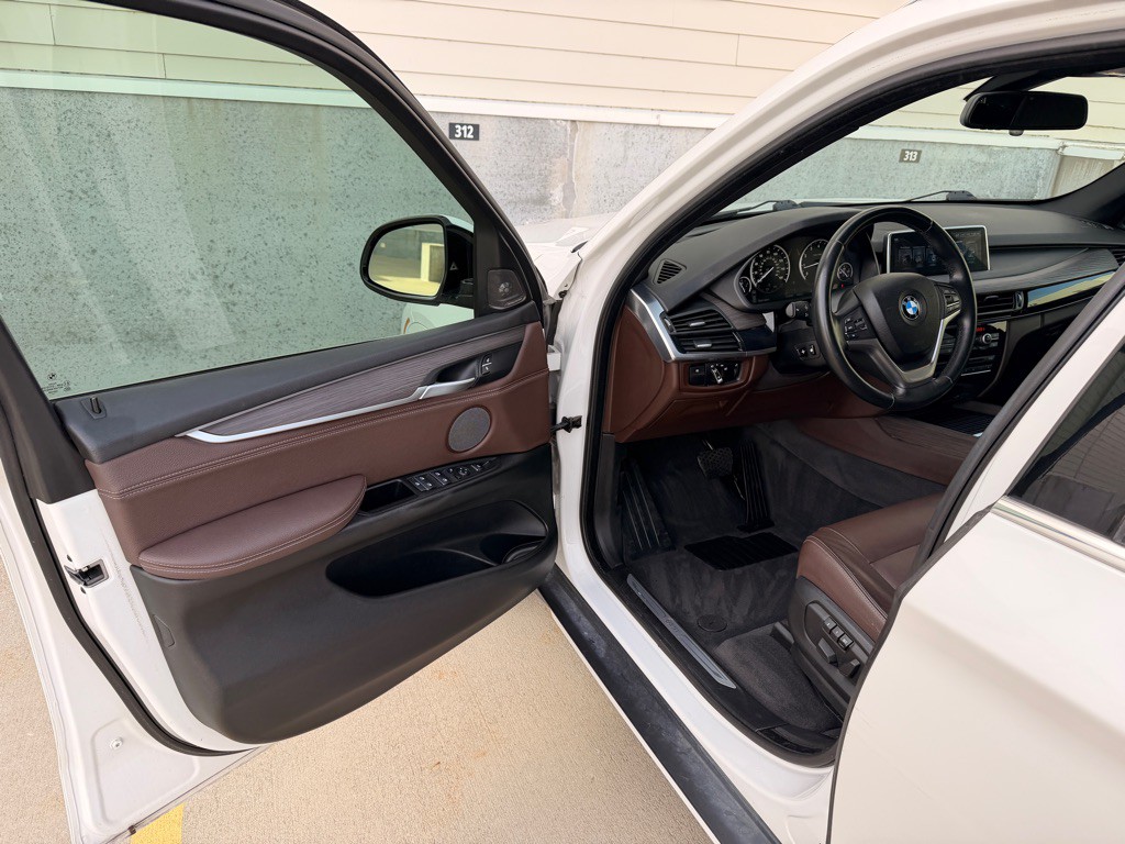 2017 BMW X5 Image 8