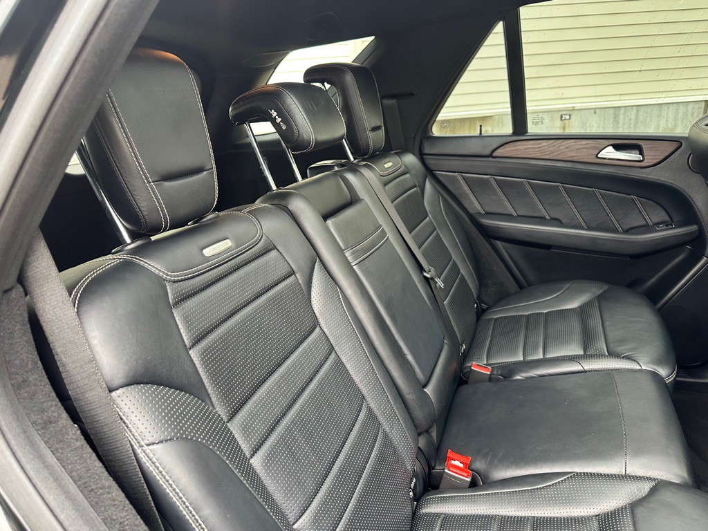 2013 Mercedes-Benz M-Class Image 20