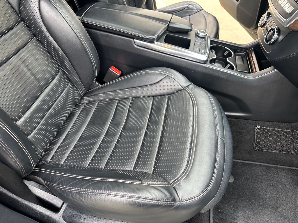 2013 Mercedes-Benz M-Class Image 24