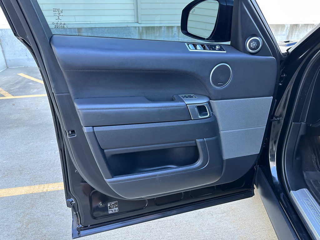 2019 Land Rover Range Rover Sport Image 9