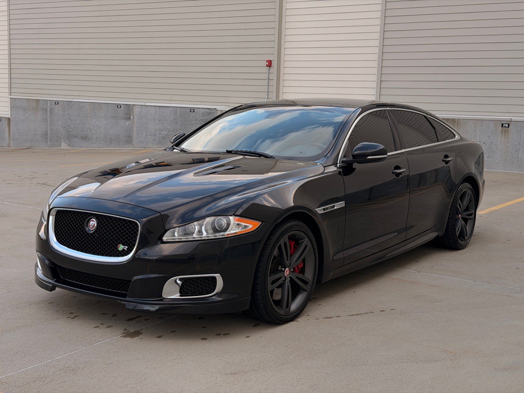 2014 Jaguar XJ Image 3
