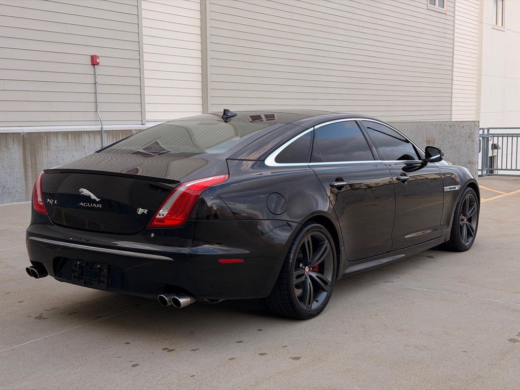 2014 Jaguar XJ Image 6